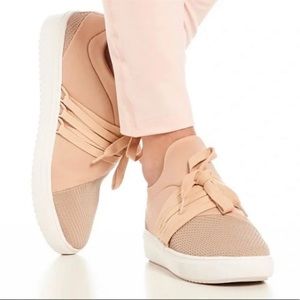 Steve Madden Blush Lancer Lace Ups Sneakers